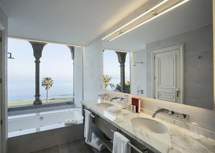 Casa Vilella 4* Sup 4* Sitges